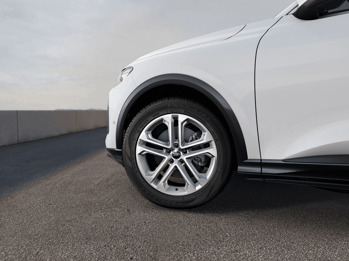 audi_q5_front