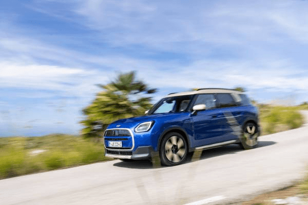 Mini Countryman PHEV (2017–2023): the premium option