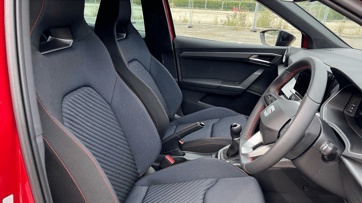 seat_arona_1strowseats